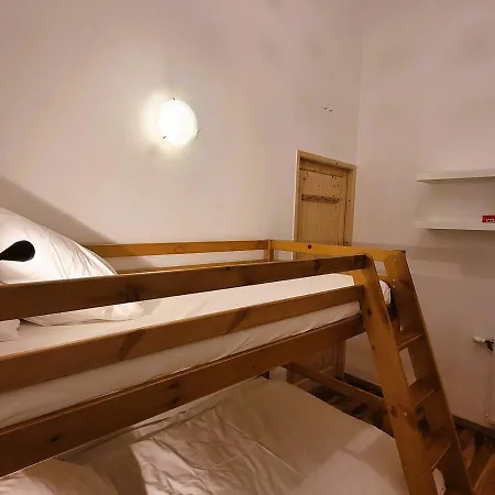 Cosy Aux Gets Avec Parking Et Wifi, Proche Des Pistes - Fr-1-598-145 Apartment