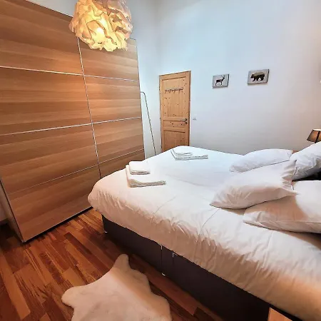 Cosy Aux Gets Avec Parking Et Wifi, Proche Des Pistes - Fr-1-598-145 公寓